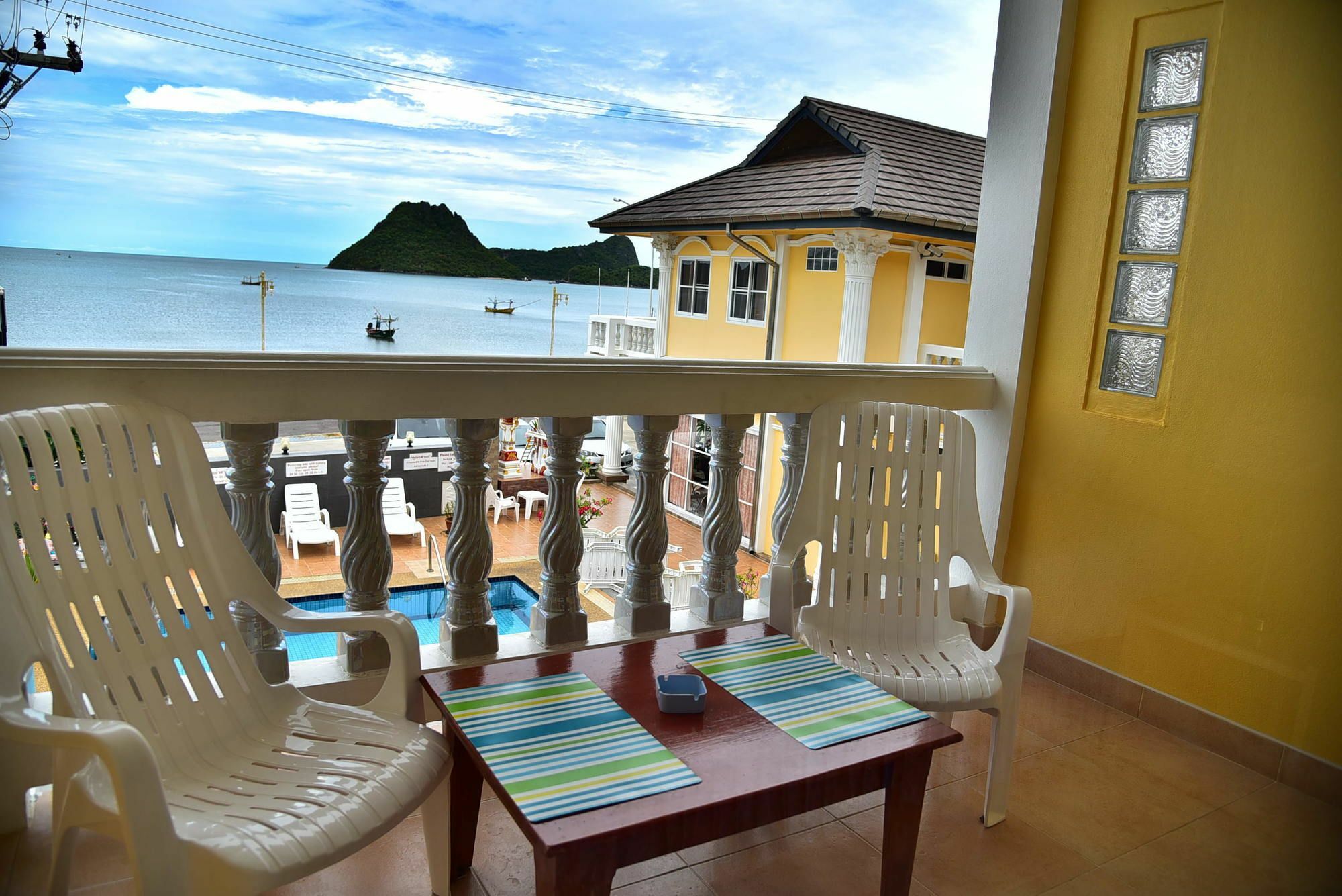 Sun Beach Guesthouse Prachuap Khiri Khan Luaran gambar